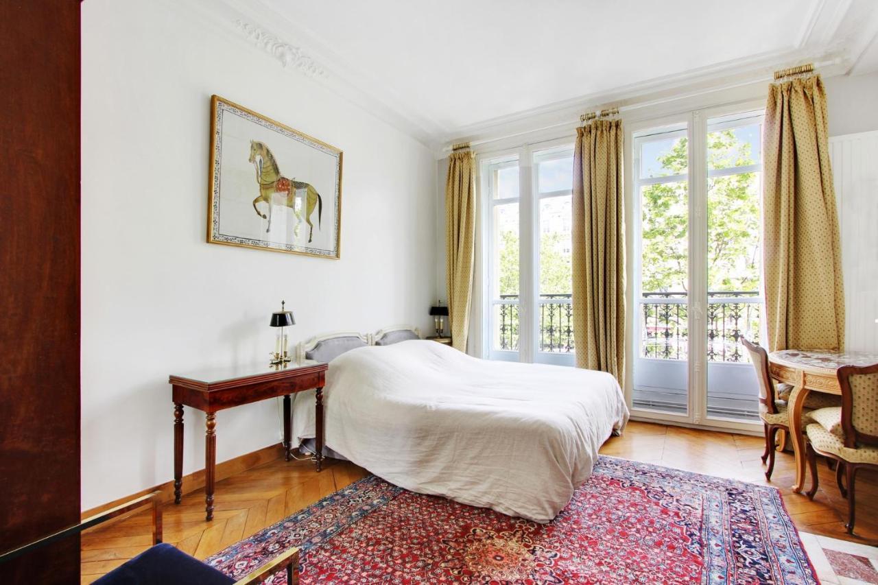 Suite Junior Avec Balcon Et Vue Sur Arc De Triomphe Paris Ngoại thất bức ảnh